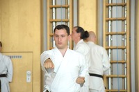 Ein Meilenstein auf dem Karate-Weg – Jakob Pachtrog besteht die Prüfung zum 1. Dan