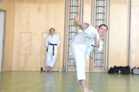 Ein Meilenstein auf dem Karate-Weg – Jakob Pachtrog besteht die Prüfung zum 1. Dan