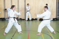Ein Meilenstein auf dem Karate-Weg – Jakob Pachtrog besteht die Prüfung zum 1. Dan