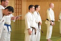 Ein Meilenstein auf dem Karate-Weg – Jakob Pachtrog besteht die Prüfung zum 1. Dan