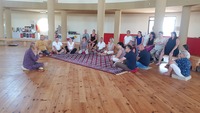 Meditation in der Friedens-Stupa in Grafenwörth